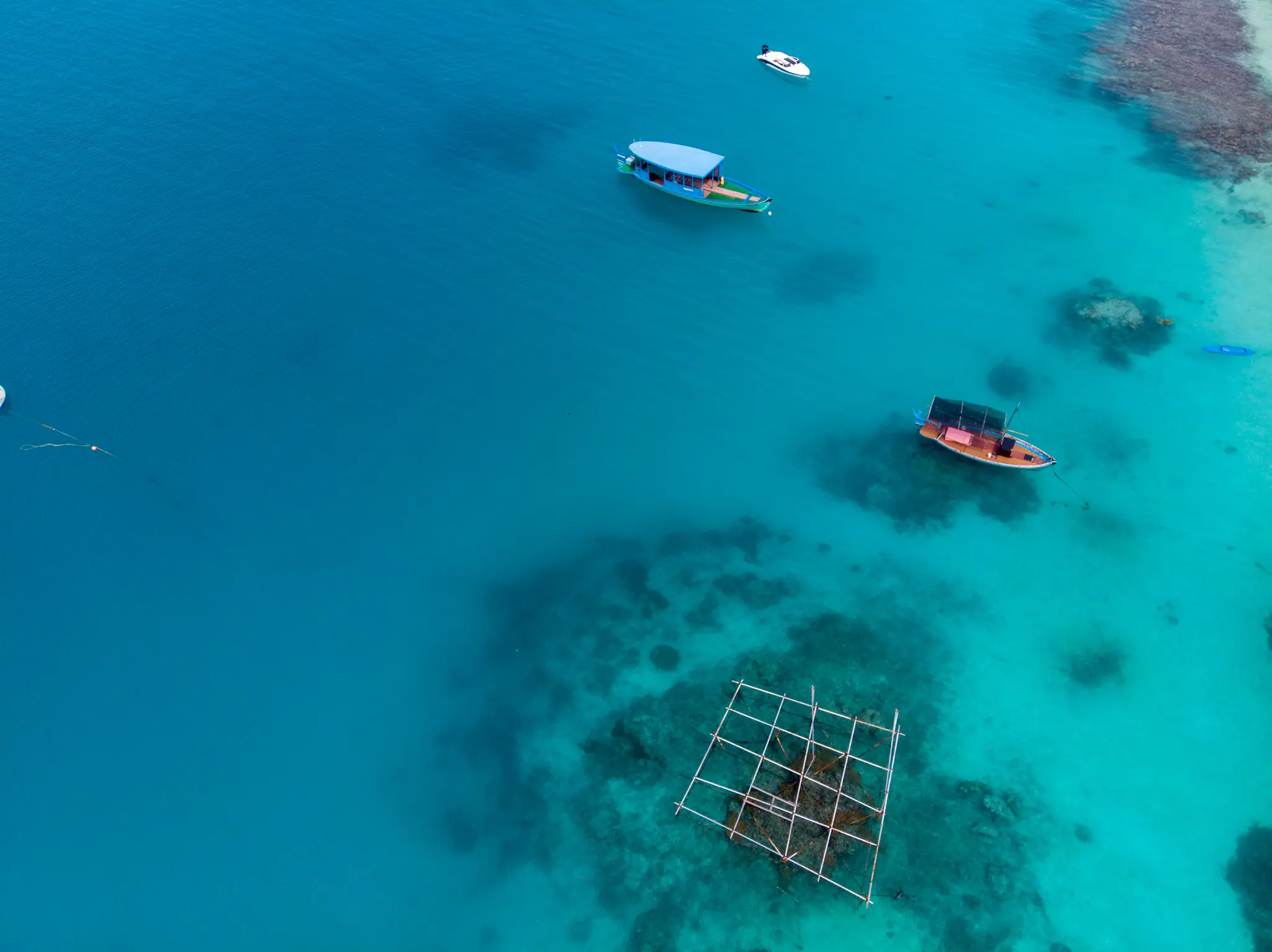 Visit Mandhoo